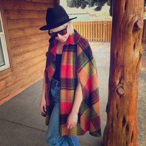 VINTAGE plaid cape